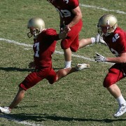 詹姆斯多少篮板助攻？詹姆斯近来得分篮板助攻数据？