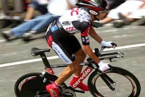 篮球比赛规则之违例，篮球比赛规则之违例有哪些？