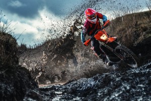 2015年之后巴萨为什么弱了？15年巴萨几冠？